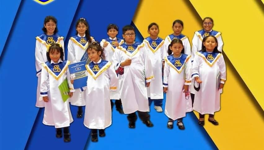 Hoy presentan coro Vicentino en el Real Plaza