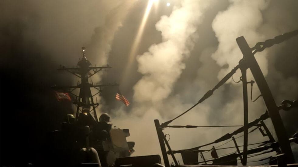 Bombardeo estadounidense en puerto de Yemen deja decenas de fallecidos aseguran hutíes