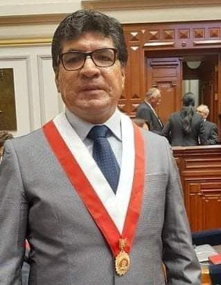 Editorial. Apareció Bajonero