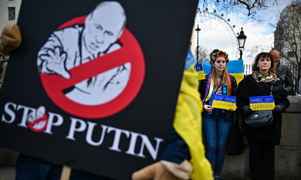 El Kremlin anuncia que Putin ordena un alto el fuego en Ucrania del 8 al 10 de mayo