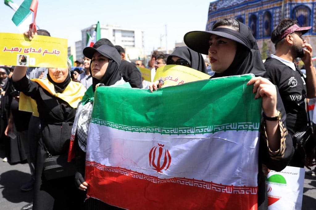 Irán informa que 54 de los 430 muertos por ataques israelíes son niños y mujeres