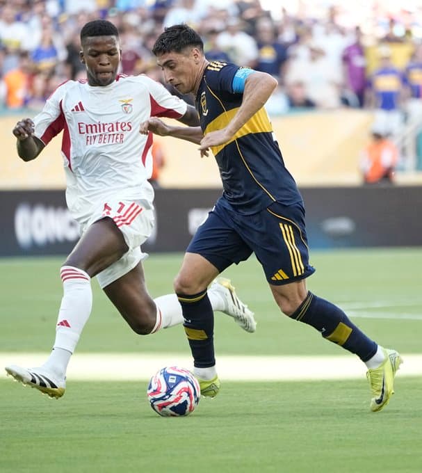 Boca Juniors dejó escapar la victoria ante Benfica en su debut mundialista