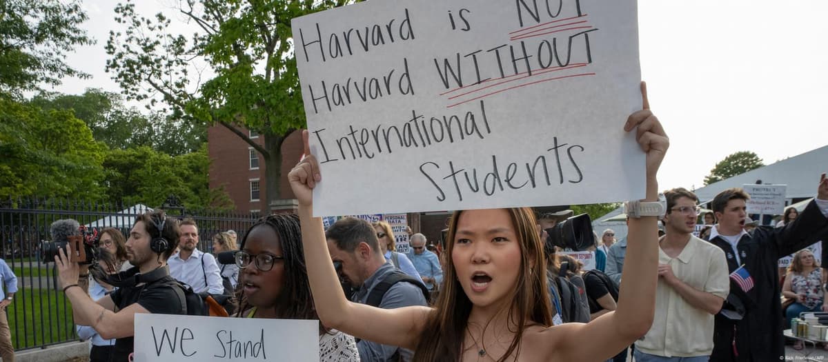 EE.UU. acusa a China de usar sus universidades para espionaje y anuncia revocación de visados