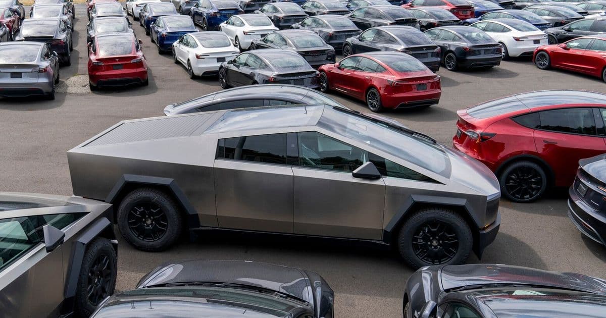 El Gerente de Simétrica Almacenes sueña con cenar con Elon Musk, siempre que la política quede fuera de la mesa