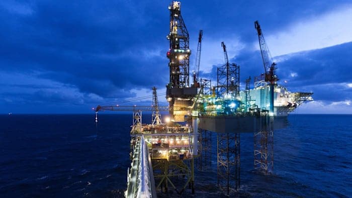Centro de Blair pide fin a veto de licencias en Mar del Norte