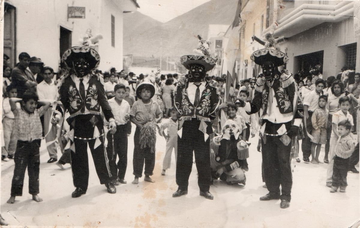 Presentarán exposición de la Danza de Los Negritos durante los carnavales