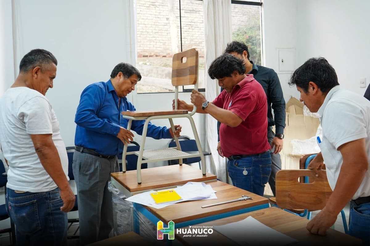 Gorehco: Alistan sillas y carpetas para garantizar buen inicio de año escolar en colegios rurales