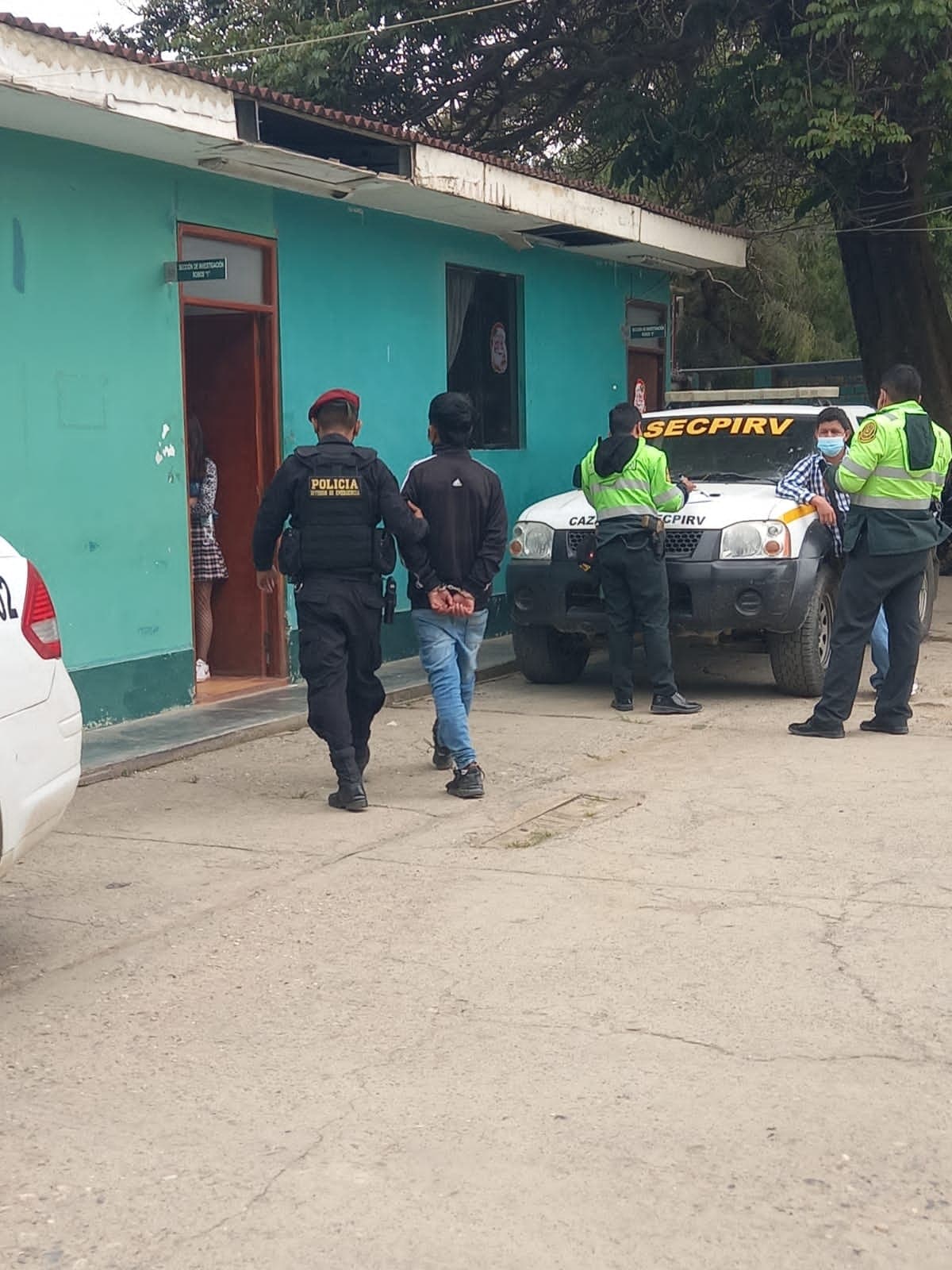 Menor fue retenido tras asaltar a joven