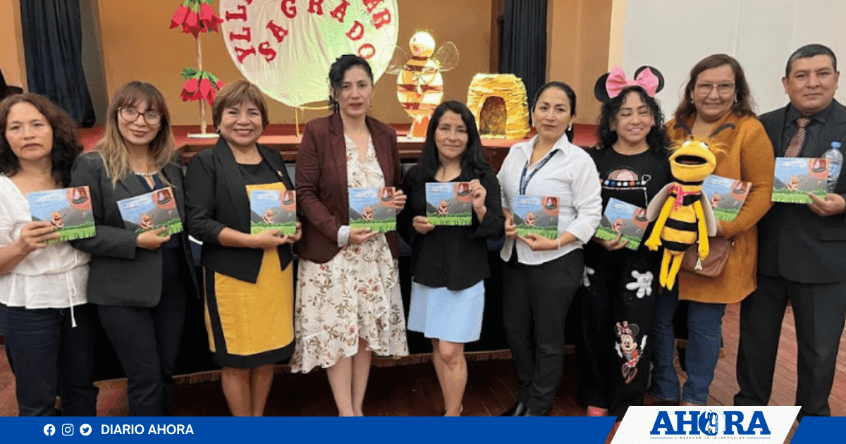 Nueva obra de Elizabeth Villanueva enternece a Huánuco