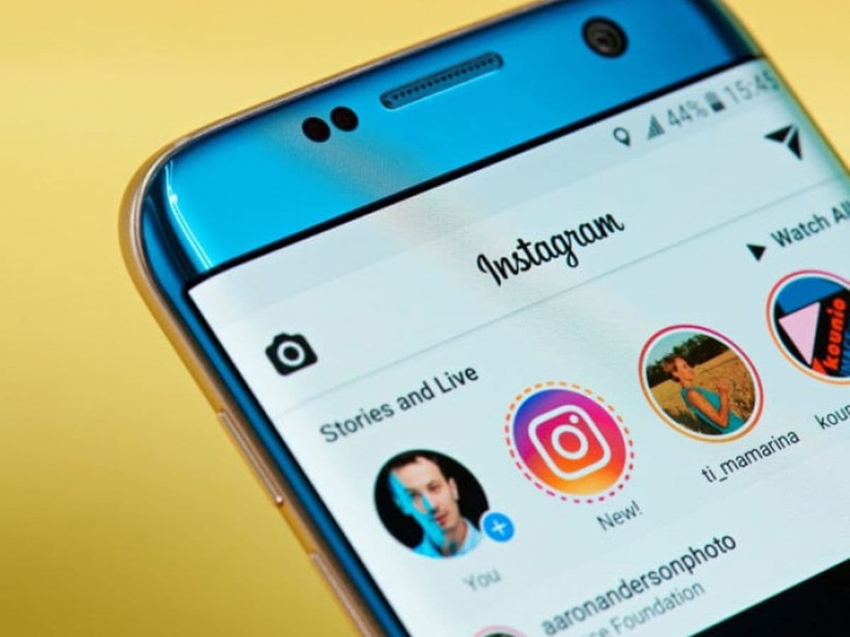 Instagram incluirá funciones de traducir automáticamente el texto en las historias