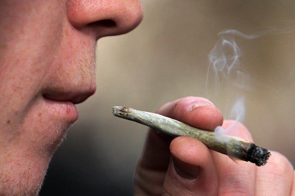 Huánuco: Consumo de marihuana en escolares se inicia desde los 14 años
