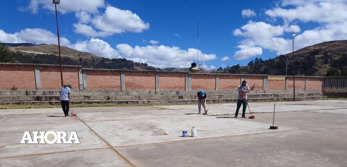 Recuperación de espacios públicos: loza deportiva del distrito de Huarin recupera su brillo