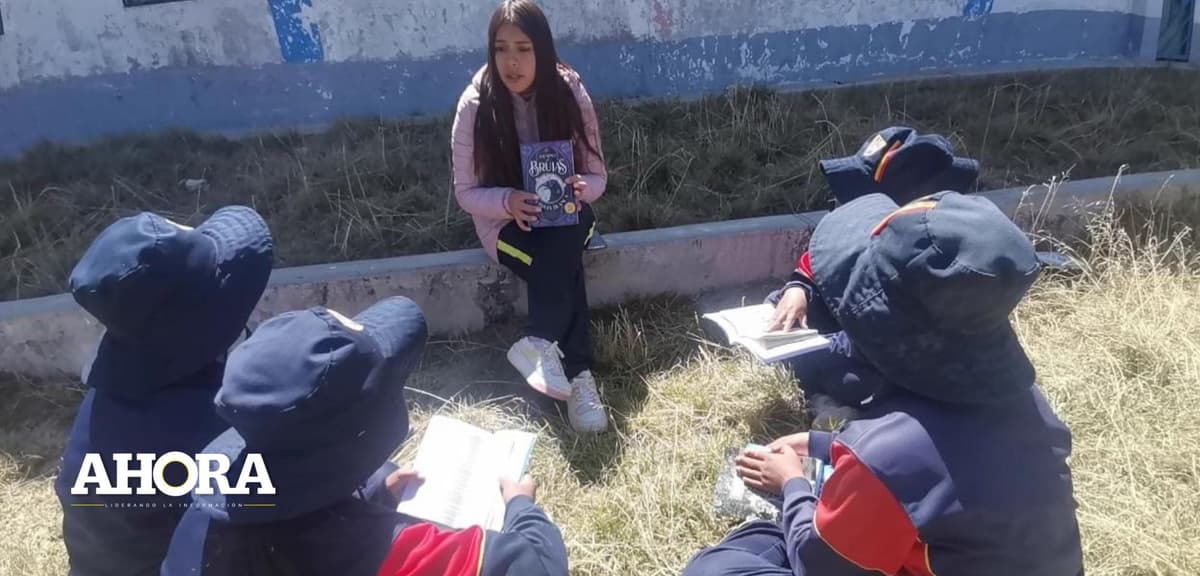 Docentes impulsan la lectura entre estudiantes en Cerro de Pasco
