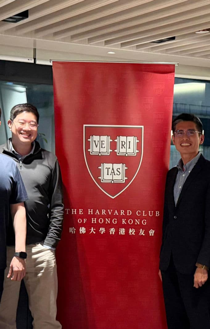 Hong Kong solicita a sus universidades que respalden a estudiantes de Harvard impactados por veto