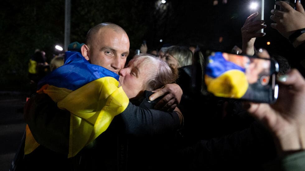 Comienza el intercambio más grande de prisioneros entre Ucrania y Rusia