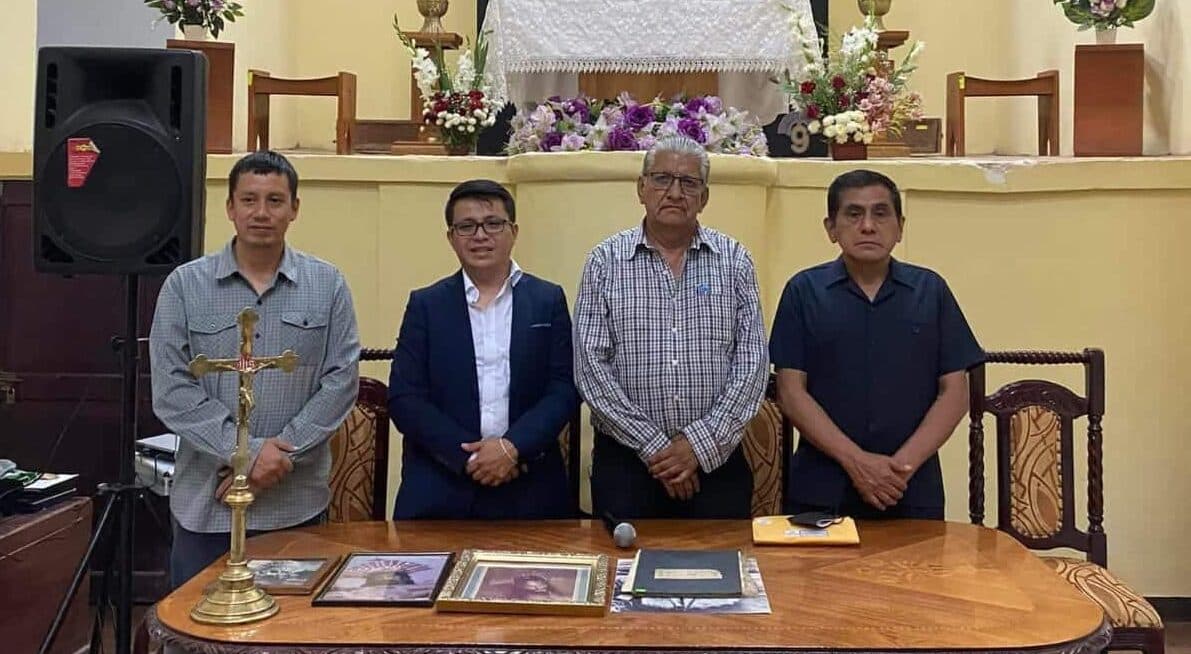 Hermandad del Señor de Burgos organiza actividades culturales por el mes morado