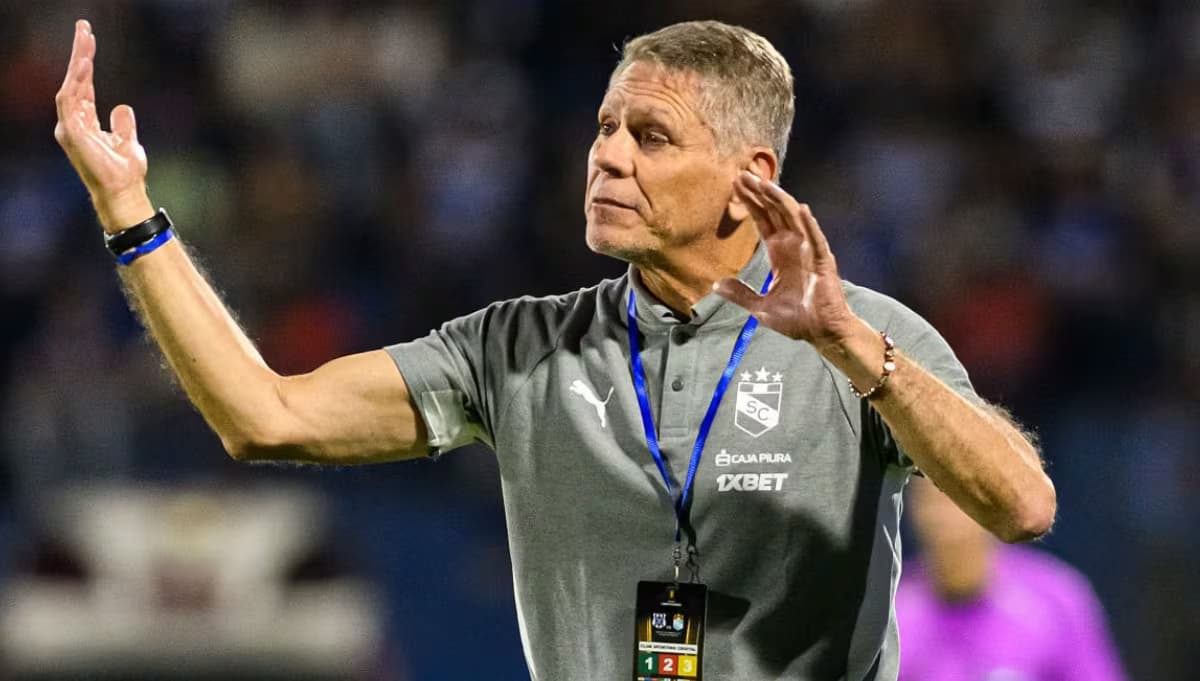 Autuori lanza advertencia a la dirigencia