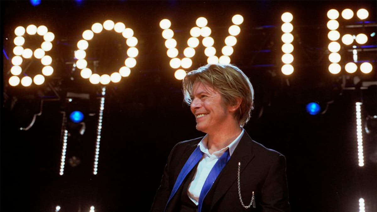 David Bowie: La compañía Warner Chappell Music pagó más de 250 millones de dólares por el catálogo del músico