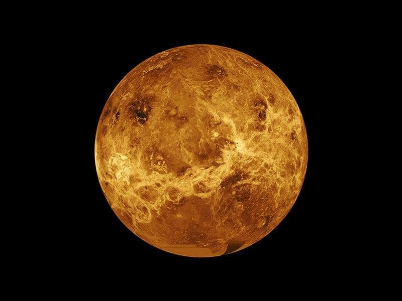 Descubren evidencia de tectónica activa en Venus