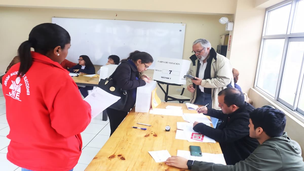 Más de 35 mil jóvenes votarán por primera vez el 12 de abril en Huánuco, Ambo y Pachitea