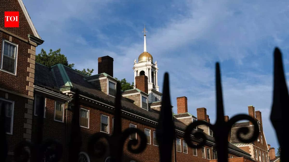 Con 50 millones de dólares recaudados, Harvard creará nuevas becas de doctorado a raíz de los fuertes recortes en las admisiones.