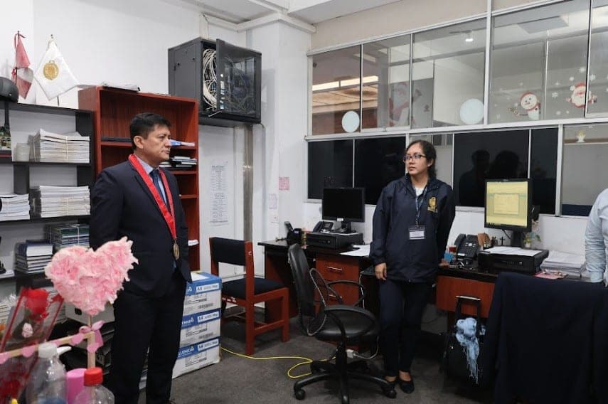 Huánuco: Presidente de la Junta de Fiscales Superiores realiza visita inopinada en sede fiscal