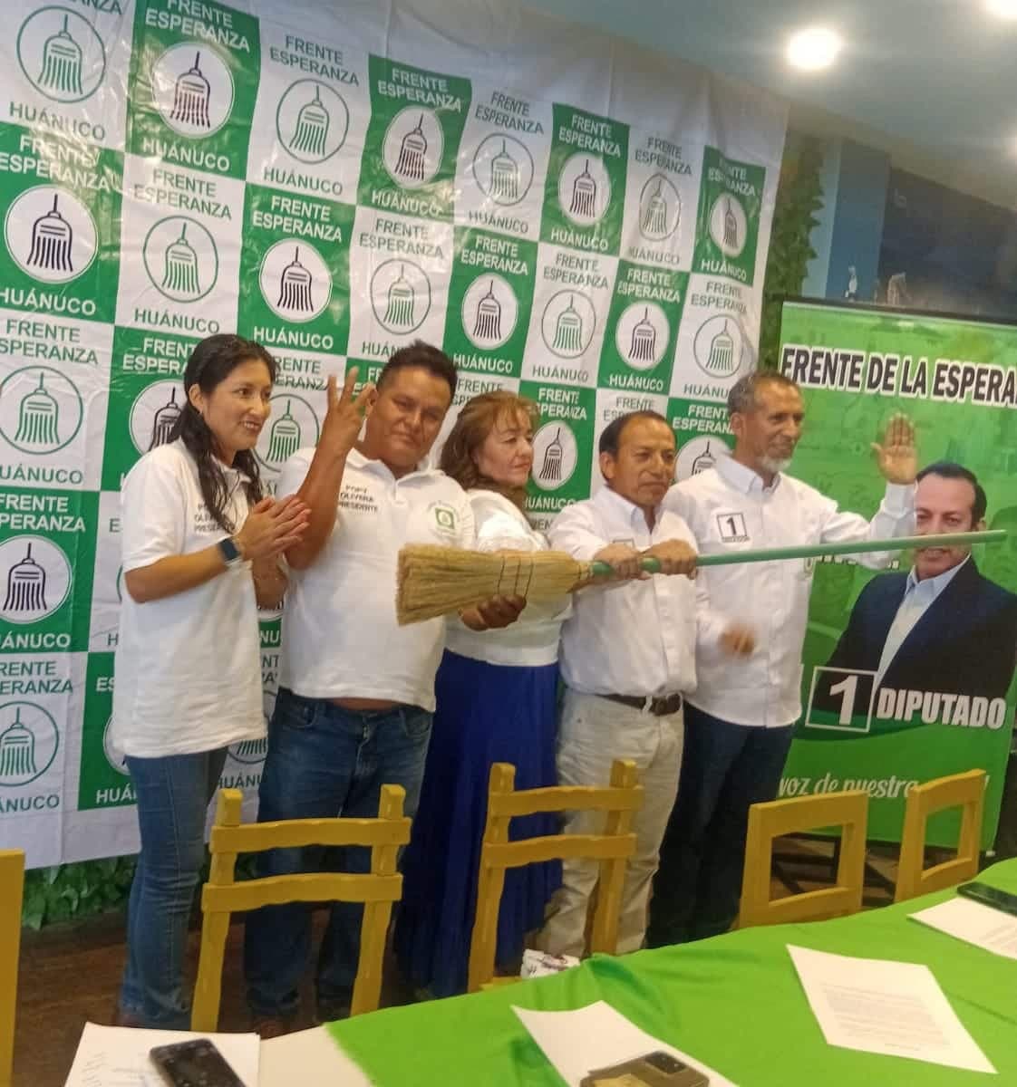 Frente Esperanza presenta en Huánuco a sus candidatos al Senado y la Cámara de Diputados rumbo al 2026