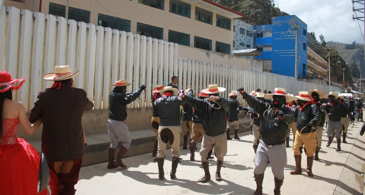 Danza “Pachahuaray” viene practicándose hace 20 años en La Unión