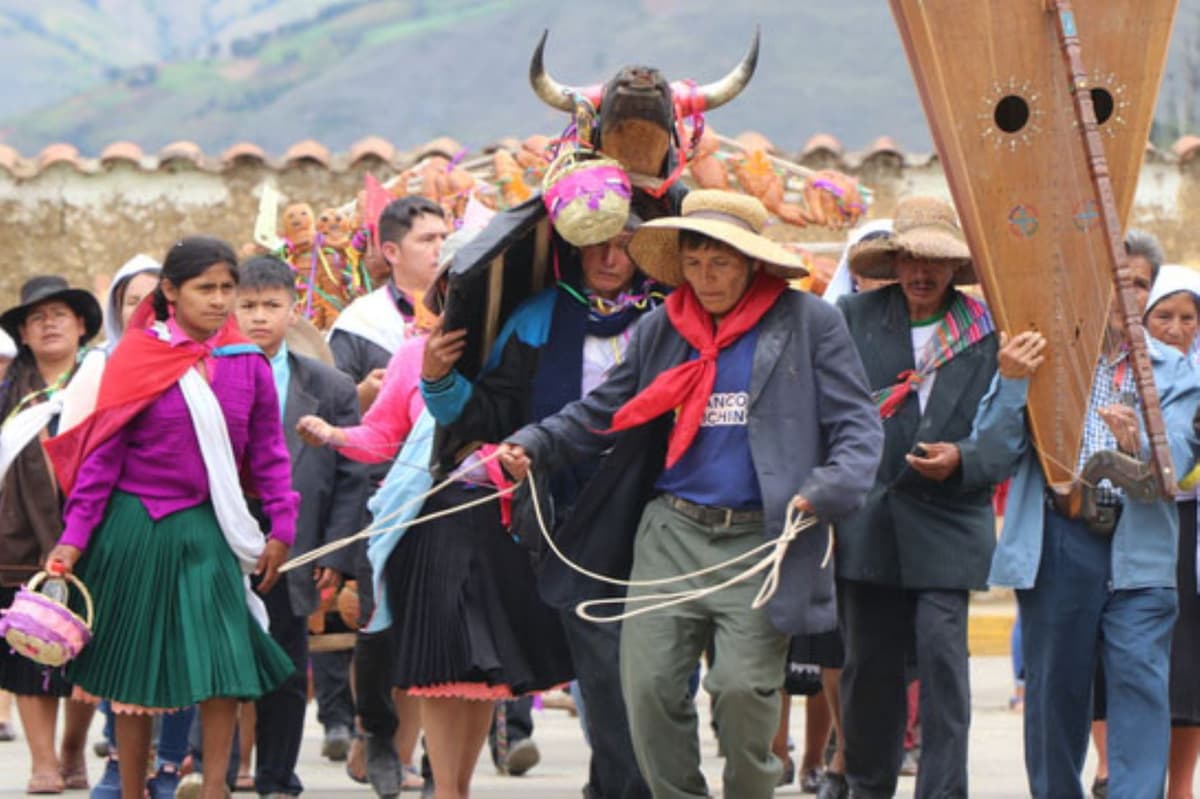 Danza Kawrinus de Acomayo es declarada patrimonio cultural de la nación