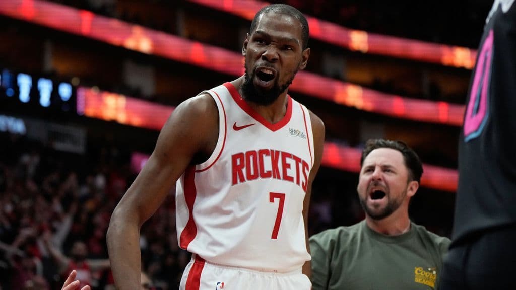 Kevin Durant supera a Michael Jordan en tabla histórica de puntos