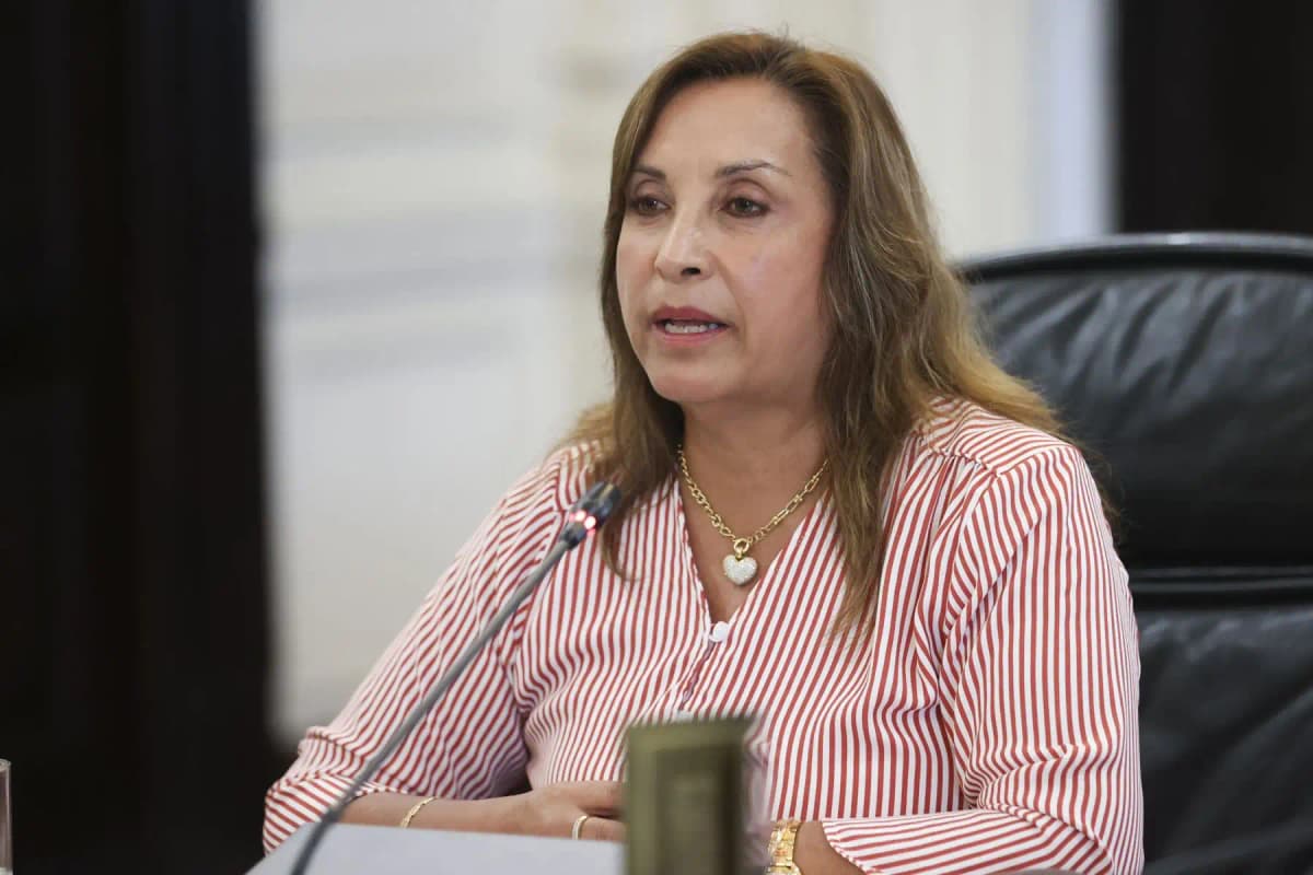 Subcomisión del Congreso revisa denuncia constitucional contra Dina Boluarte y José Santiváñez