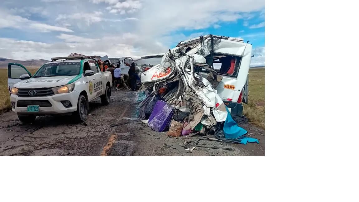 Carretera Arequipa–Puno: choque frontal entre miniván y tráiler deja 13 fallecidos