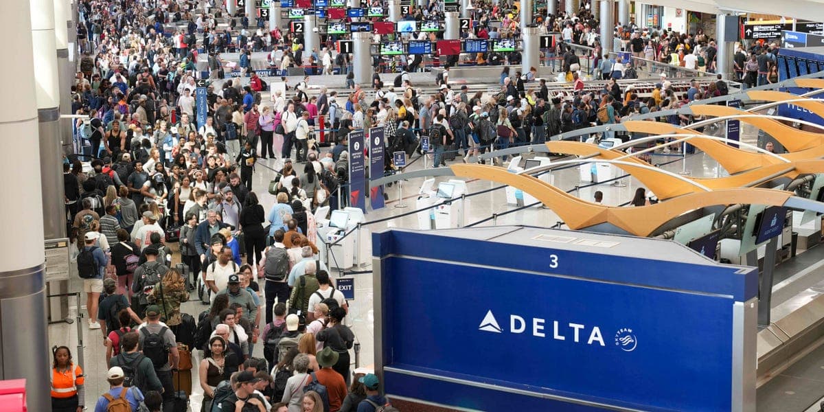 Aeropuertos: Colas en seguridad hasta 4 horas para viajeros