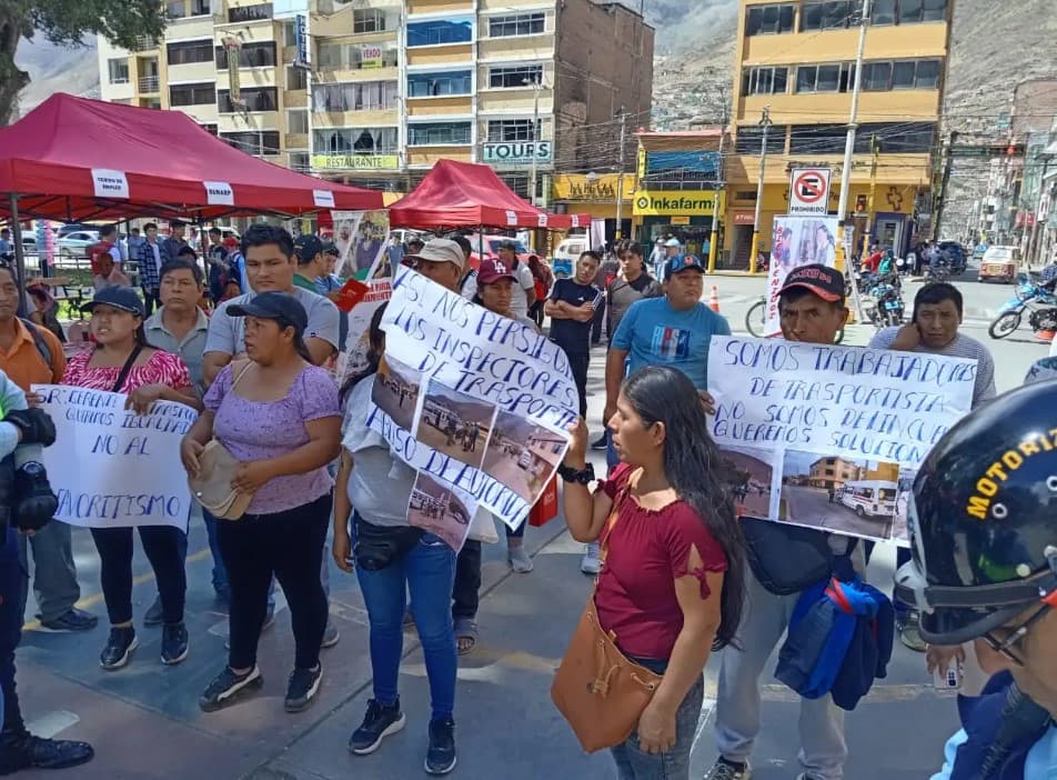 Transportistas denuncian “persecución” y auge de informalidad