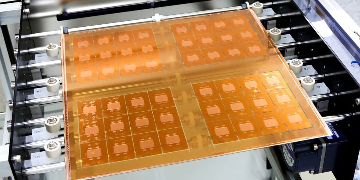 Revolución tecnológica: chips de inteligencia artificial ahora sobre vidrio