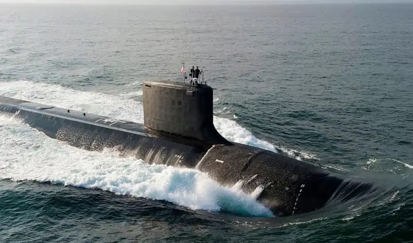 EE.UU. confirma hundimiento de buque de guerra iraní en el océano Índico tras ataque con torpedo 