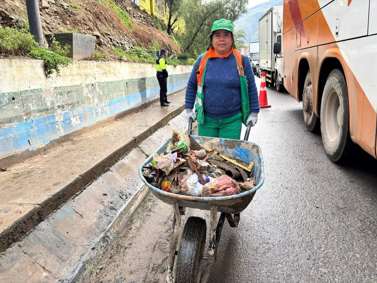 Amarilis: Jornada de limpieza desde el amanecer retira más de 2 ton de residuos