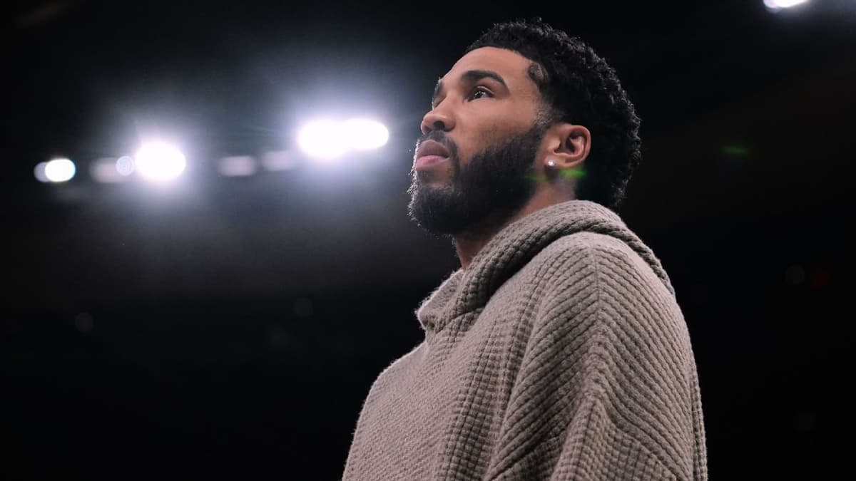 Tatum, recuperado, volvió a Celtics con 15 puntos