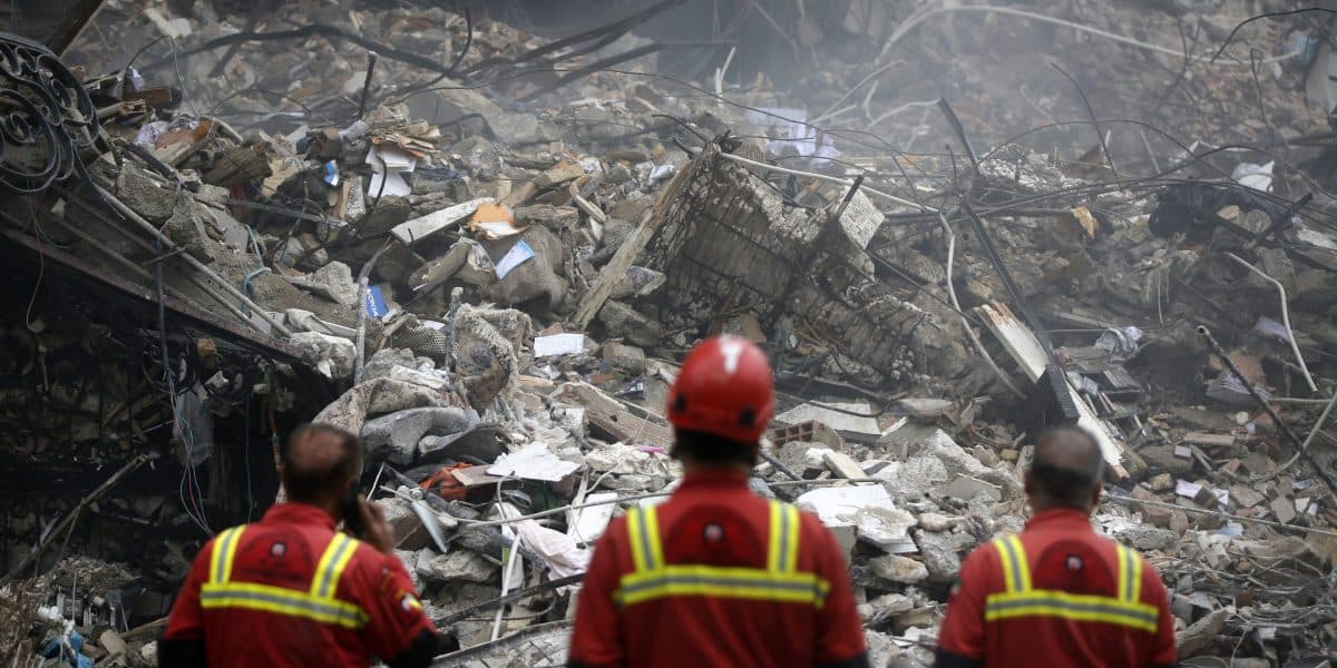 Bitcoin en riesgo: $14 mil millones vencen con crisis en Medio Oriente