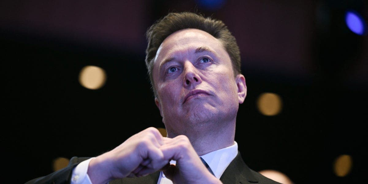 Musk ofrece pagar agentes que Trump planea reemplazar con ICE