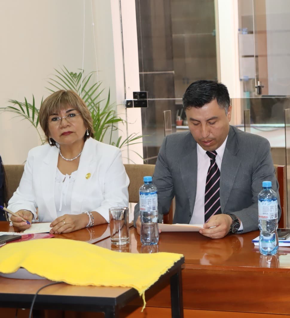 Luego de renuncia irrevocable, vicepresidenta de Investigación de la Undar sigue firmando resoluciones