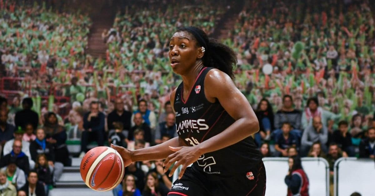 Charleville-Mézières remonta; Bourges avanza en cuartos de basket