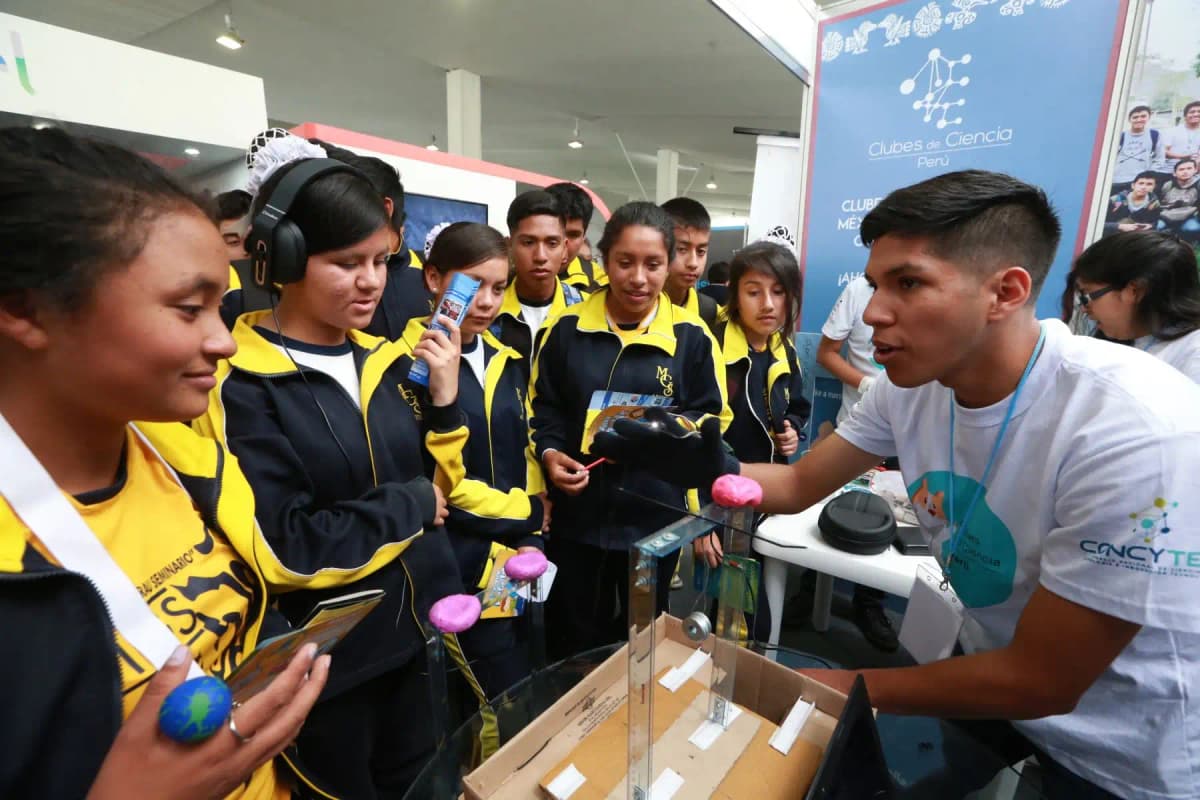 Huánuco lanza plan para impulsar ciencia escolar, pero sin incentivos para docentes