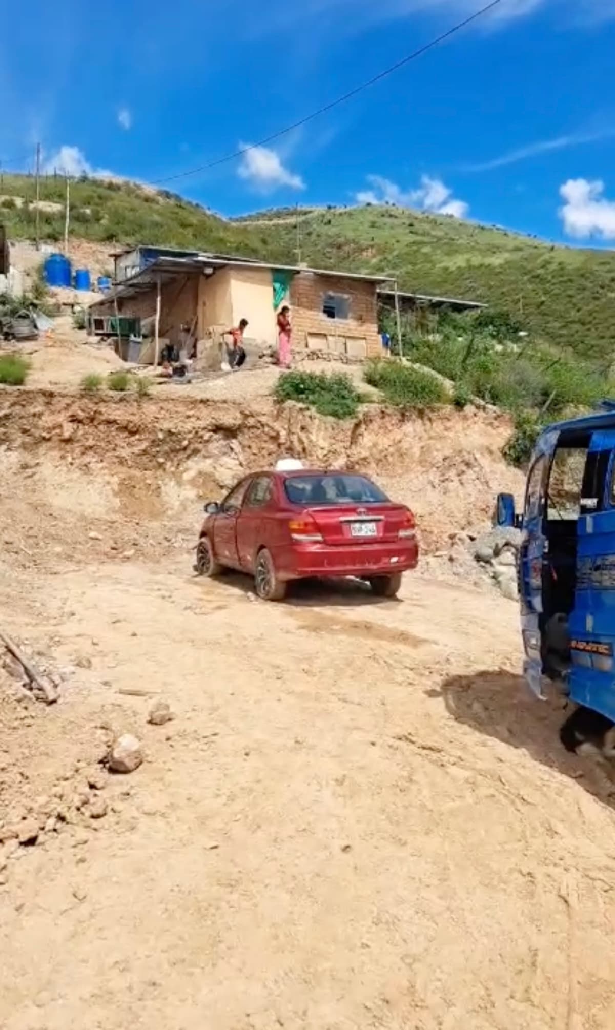 Impacto en Andabamba: Familias piden cambio de uso para acceder a agua y luz