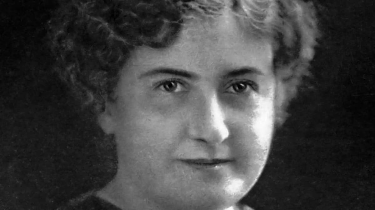 María Montessori alerta: Exceso de ayuda estanca al niño