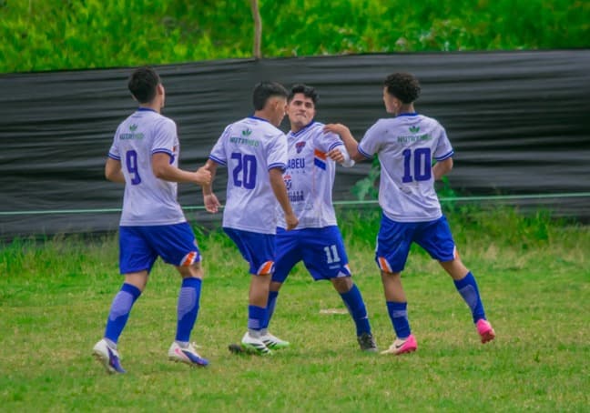 Cuadrangular definirá a los finalistas