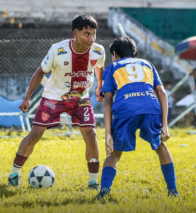 RECLAMO SUSPENDE PARTIDO EN TINGO