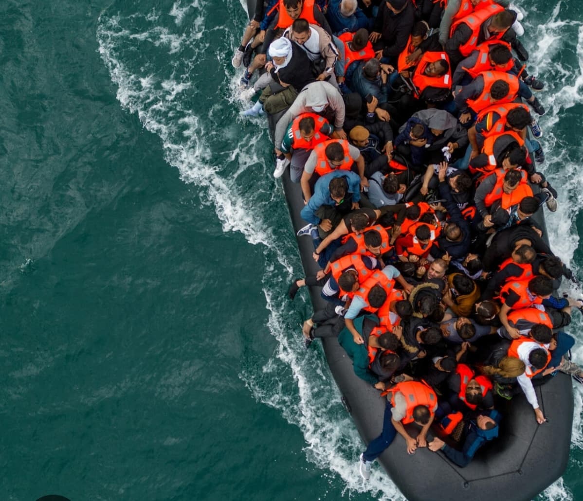 Europa endurece política migratoria tras aumento de ingresos por Mediterráneo