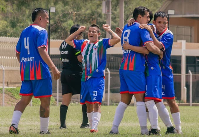 Evza y Grau mandan en Provincial