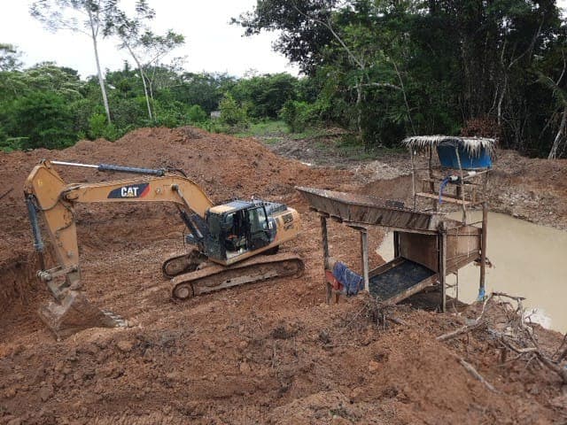 Tambopata enfrenta nueva presión minera pese a 75 operativos y 370 campamentos destruidos